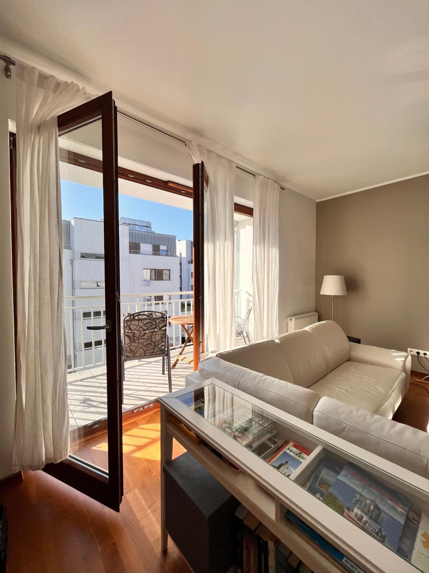 Mercury Two-Bedroom Apartment & Parking Swinoujscie Ngoại thất bức ảnh